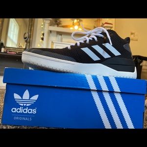 Adidas basketball- 6.5 women’s